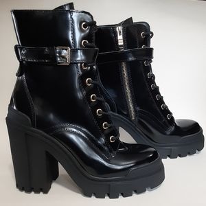 Aldo Uplift Combat Boots Black Patent Leather size 7.5